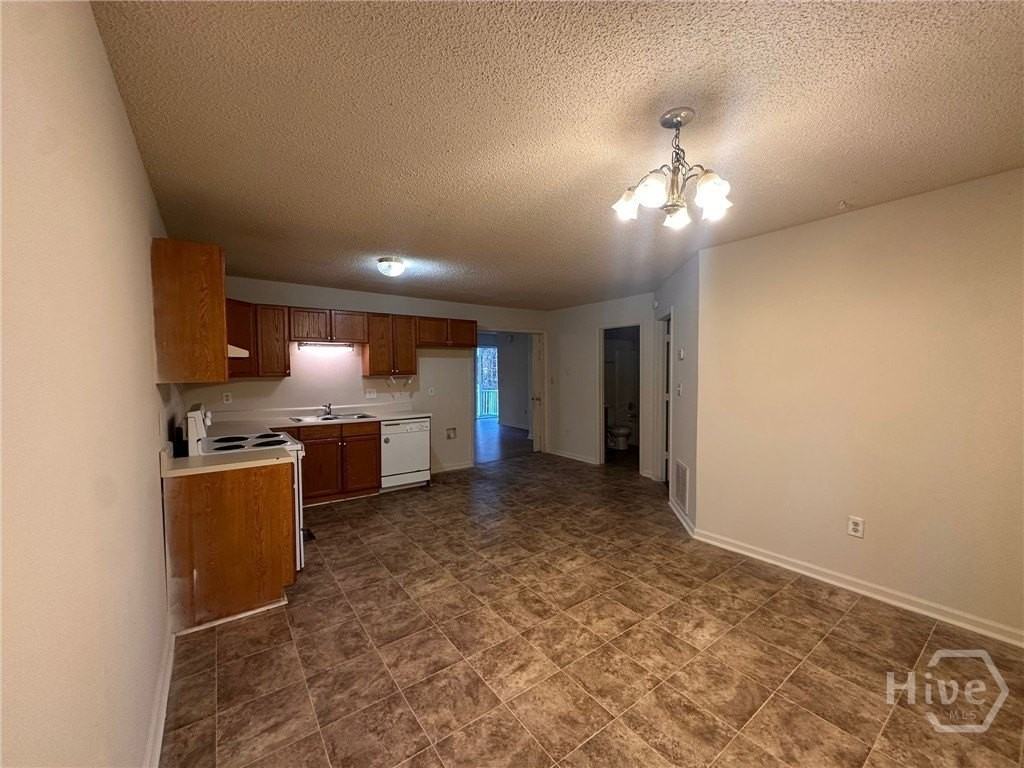 1804 Cedar Shoals Dr - Photo 5 of 13