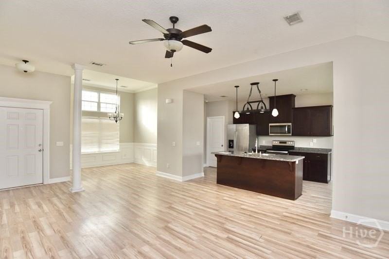 128 Brasher Dr - Photo 3 of 17