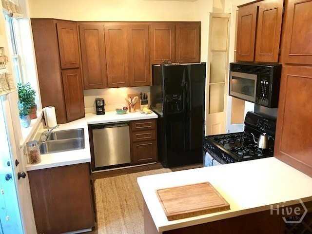 118 E Harris St - Photo 5 of 6