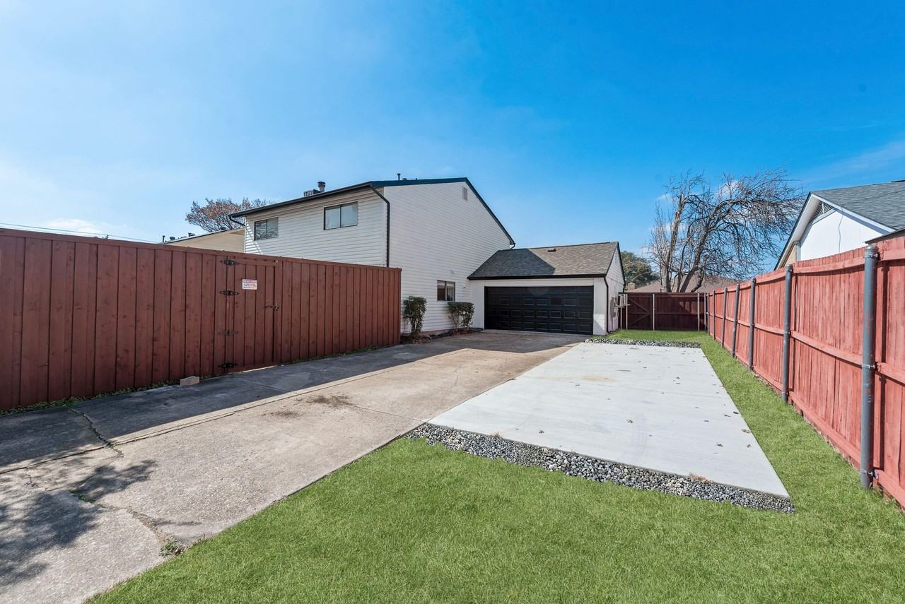 Daybreak Trl - Photo 7 of 13