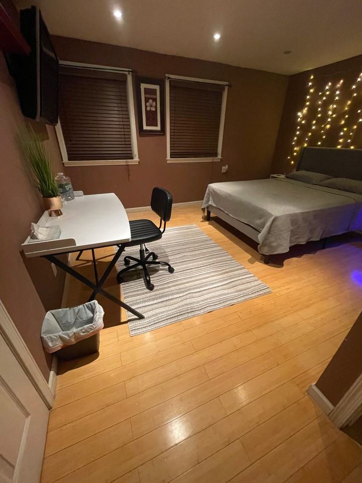 Revere St - Photo 4 of 8