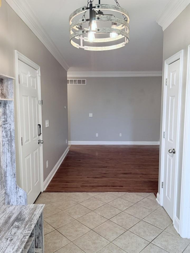 222 Paynes Landing Blvd - Photo 3 of 23