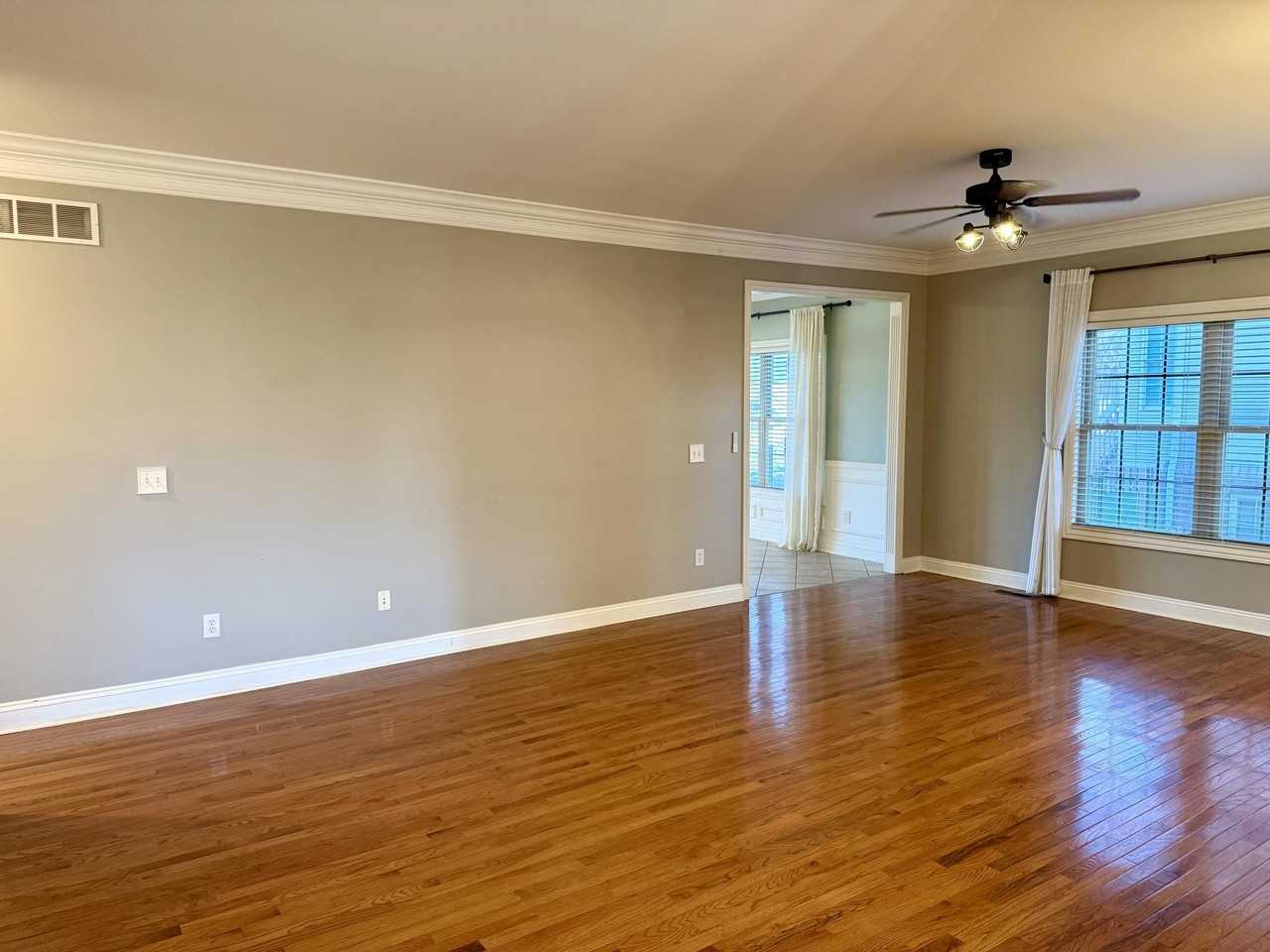 222 Paynes Landing Blvd - Photo 6 of 23