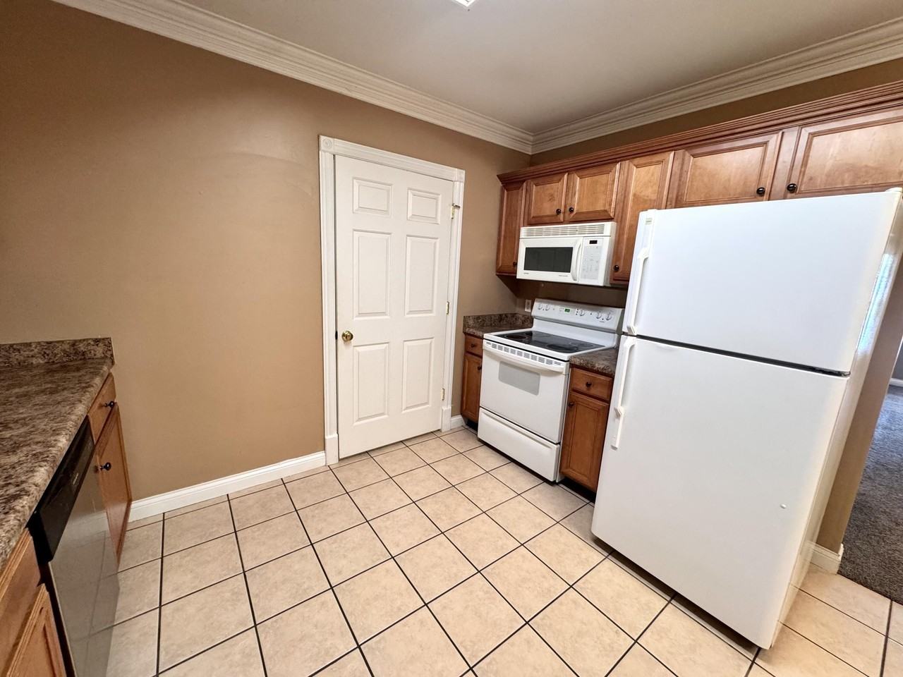 67 Margaret Rose Ln - Photo 4 of 16