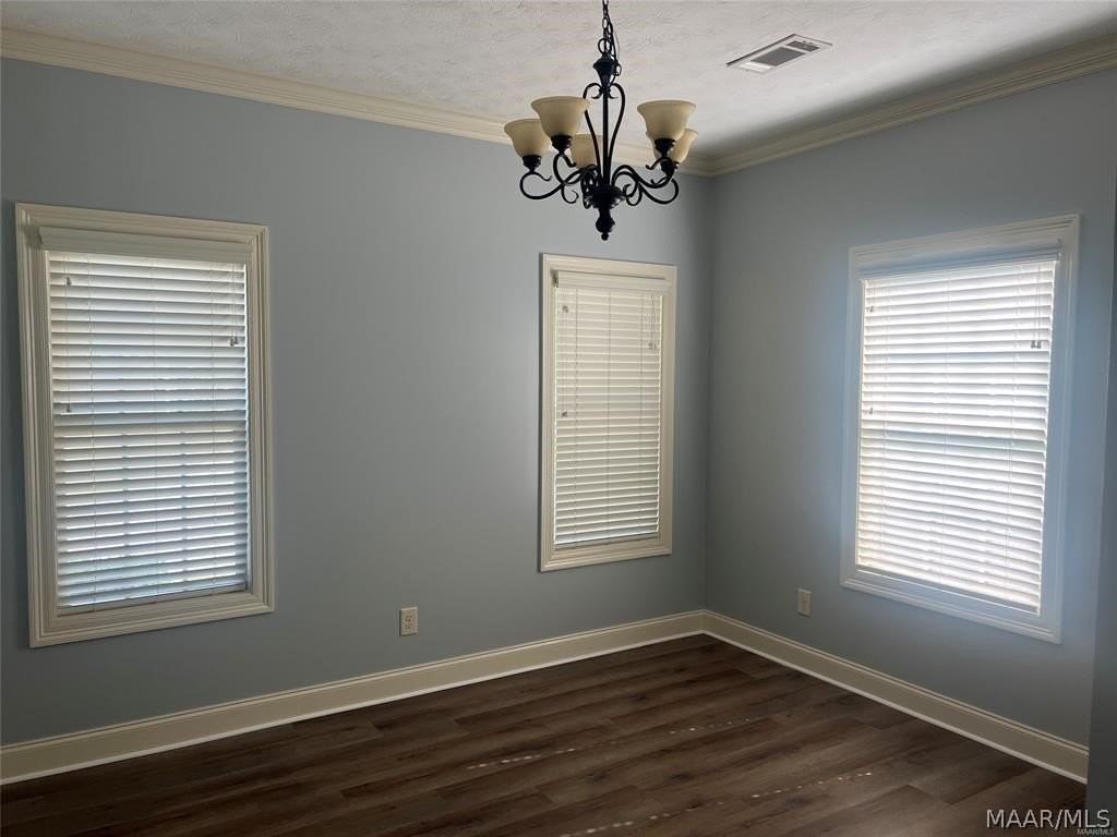 730 Kingsley Dr - Photo 5 of 38