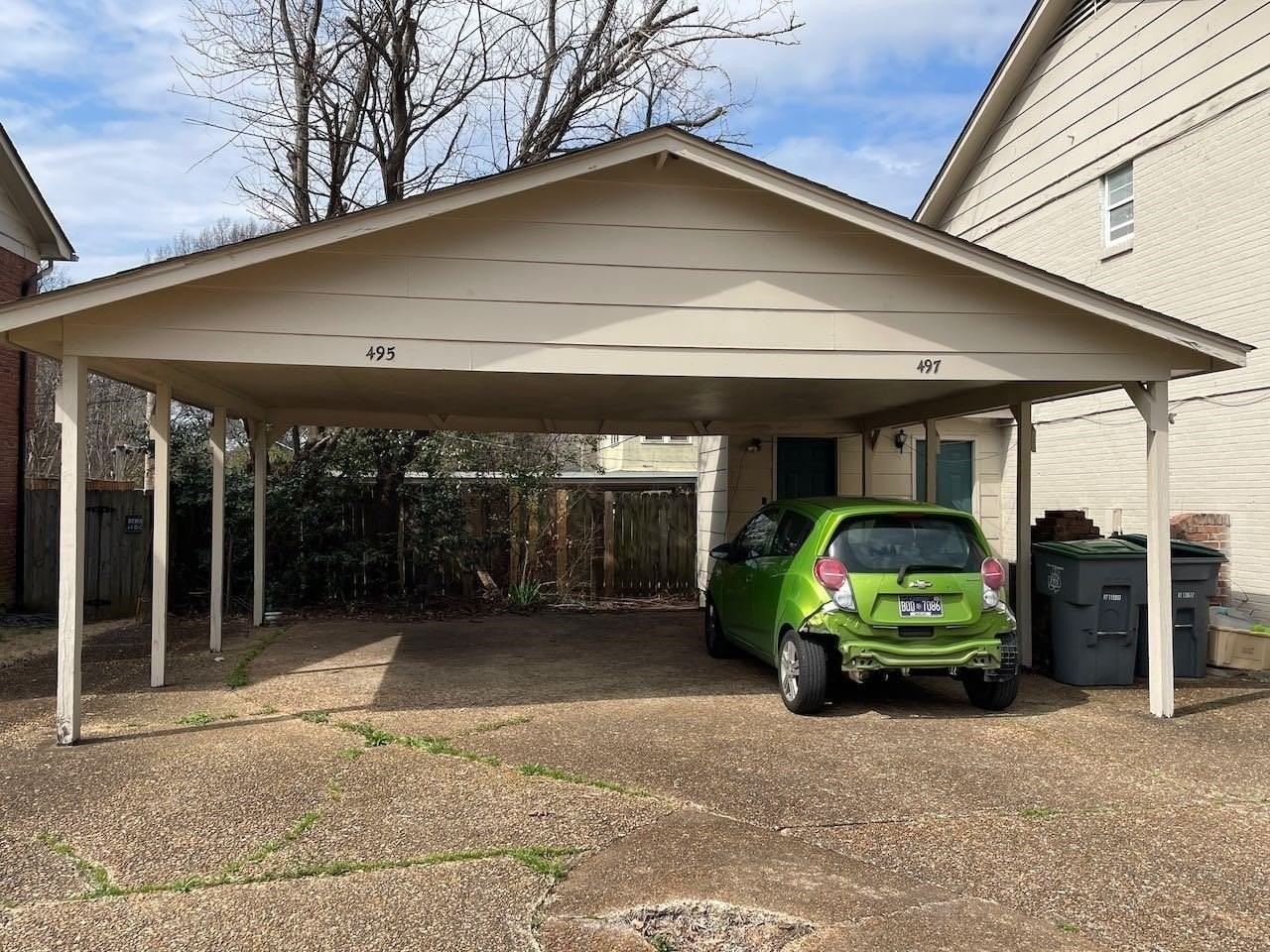 495 Dickinson St - Photo 2 of 14