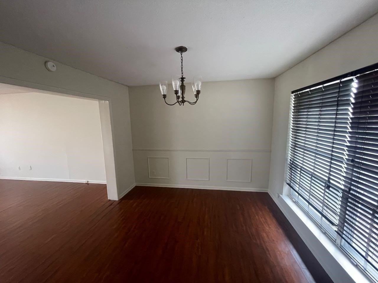 495 Dickinson St - Photo 4 of 14