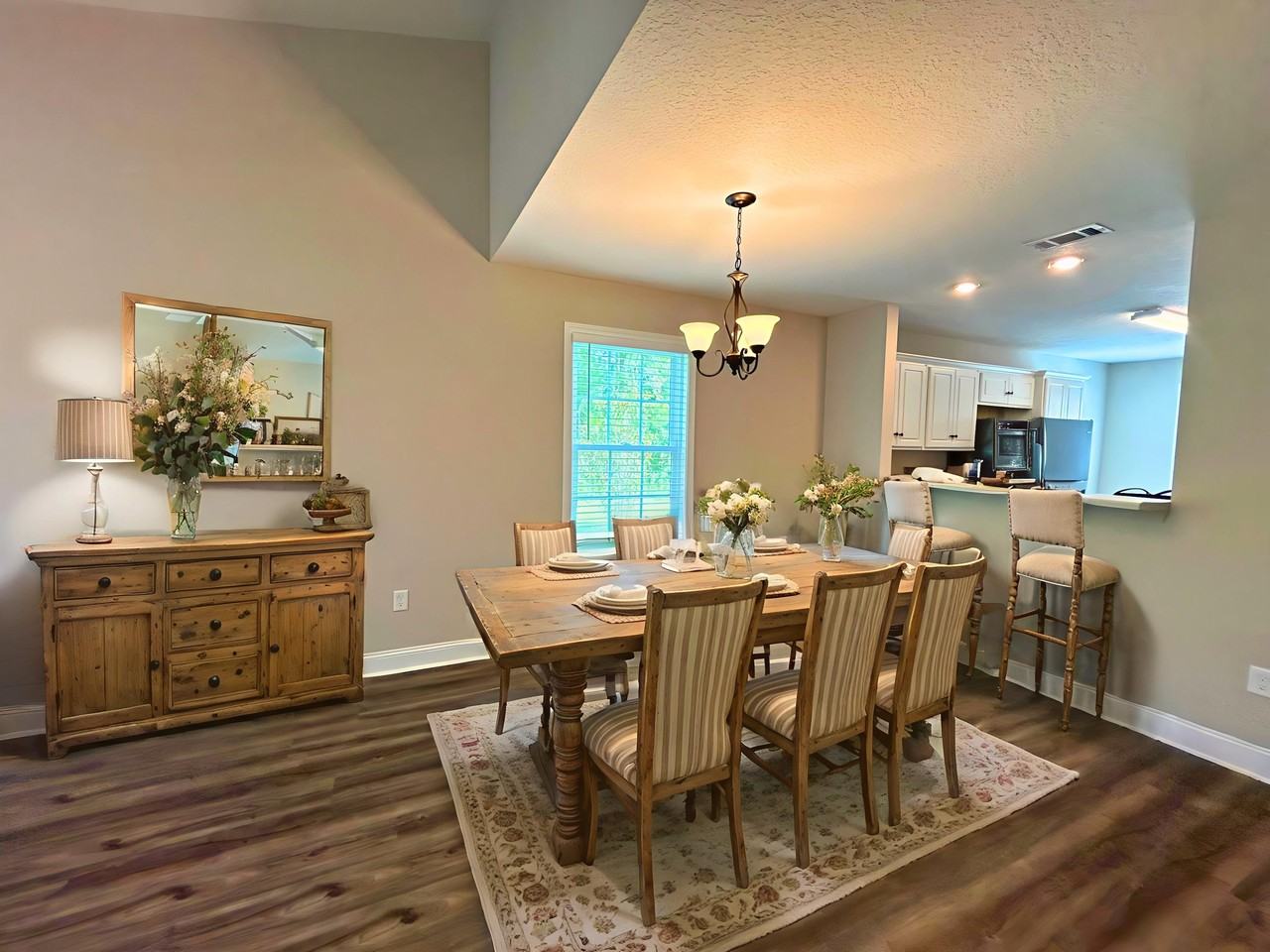 533 Deerchase Ct #1 - Photo 4 of 21