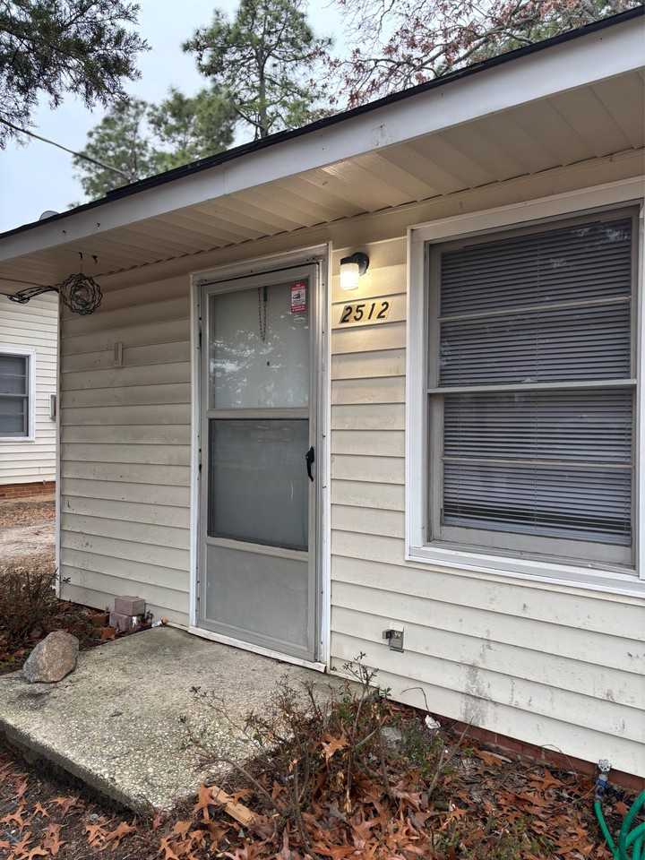 Nobie St #2512 - Photo 3 of 14