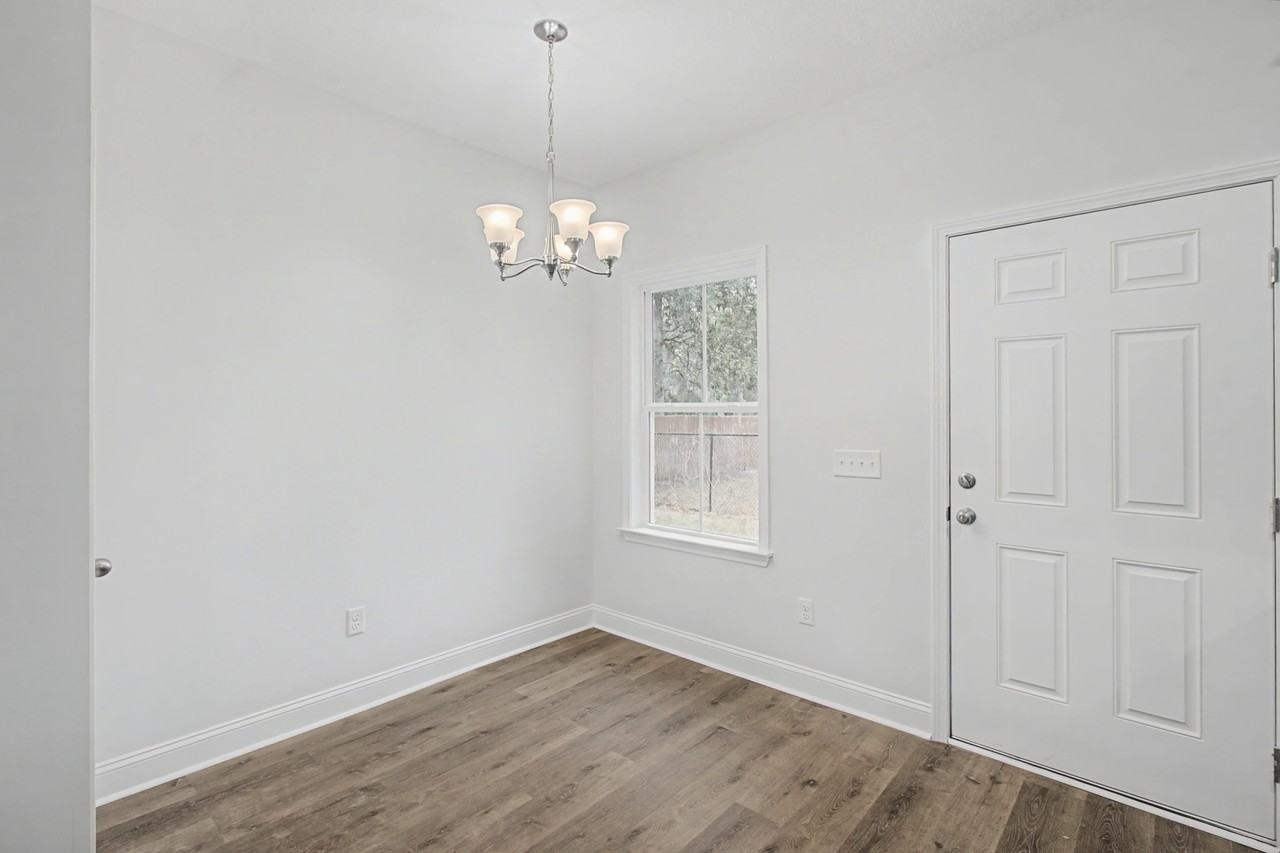 205 Bagley Ave #A - Photo 6 of 24