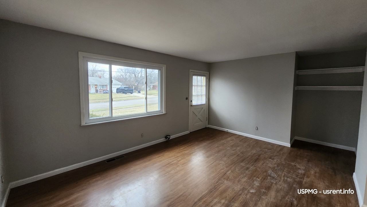 852 Crowden Dr #1 - Photo 2 of 13