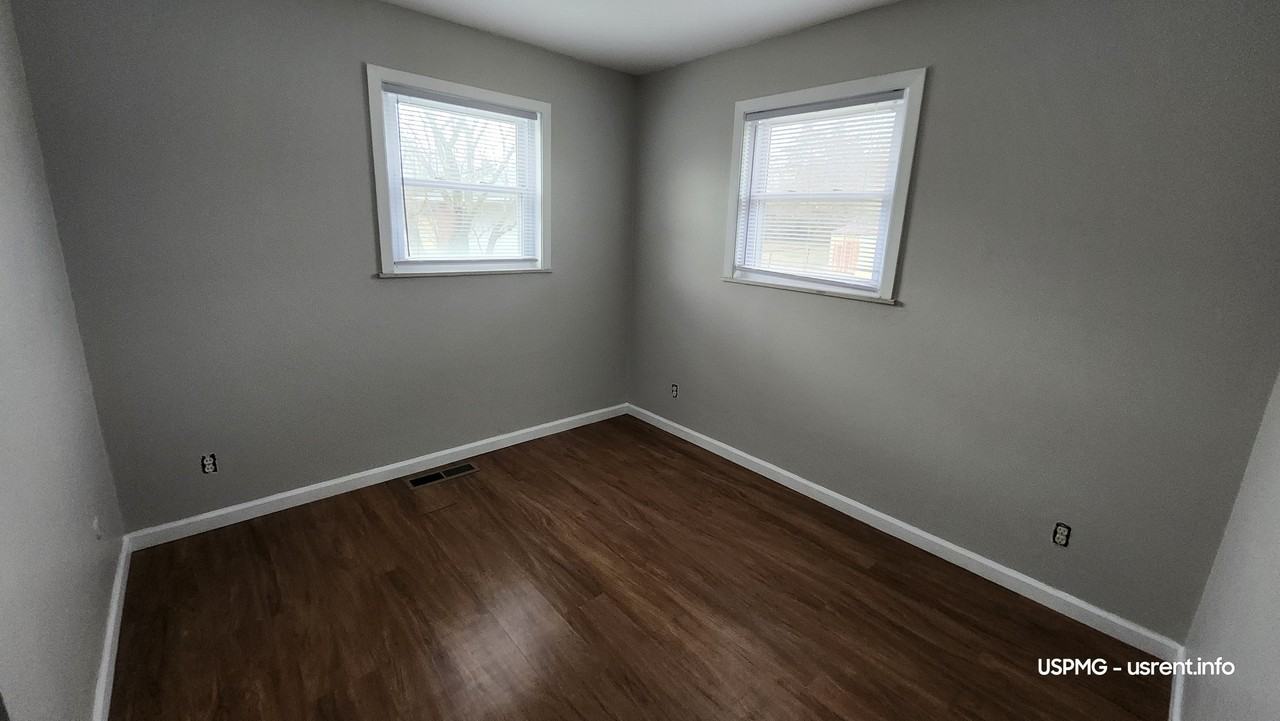 852 Crowden Dr #1 - Photo 4 of 13