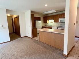 586 N Westmount Dr #3 - Photo 1 of 1