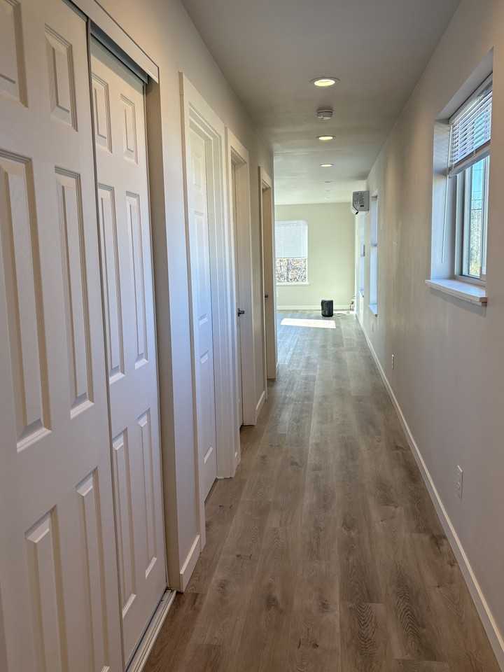 2210 Arden Court North #B - Photo 2 of 51