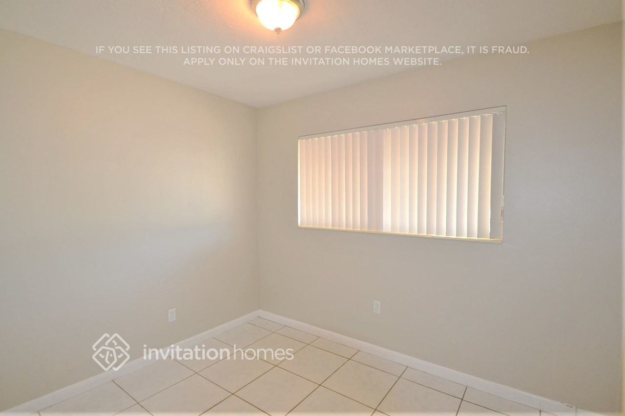 6816 Sw 12th St - Photo 5 of 12