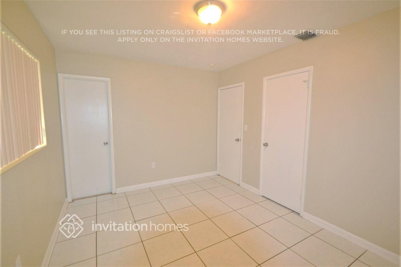 6816 Sw 12th St - Photo 7 of 12