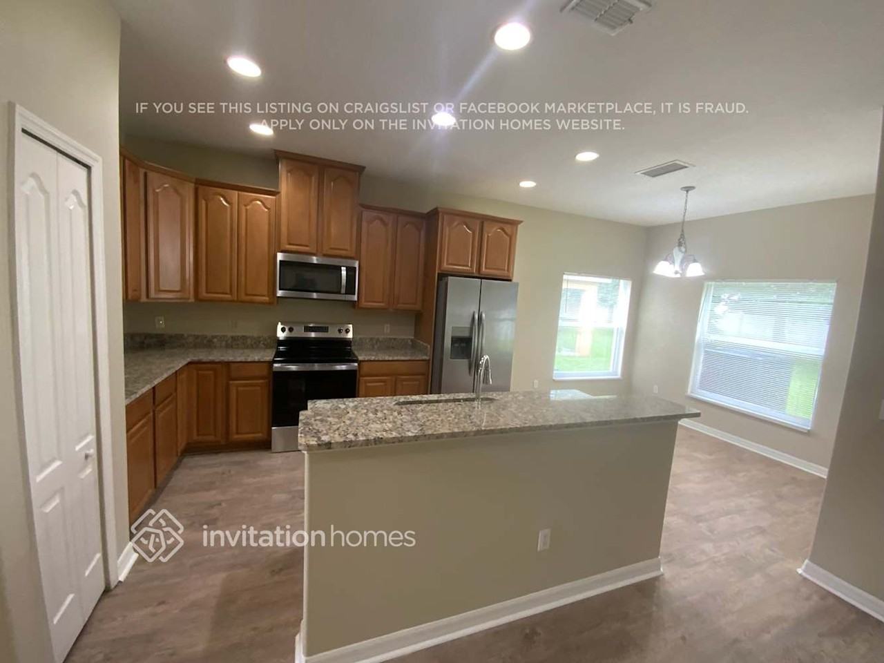 11630 Great Commission Way - Photo 3 of 12