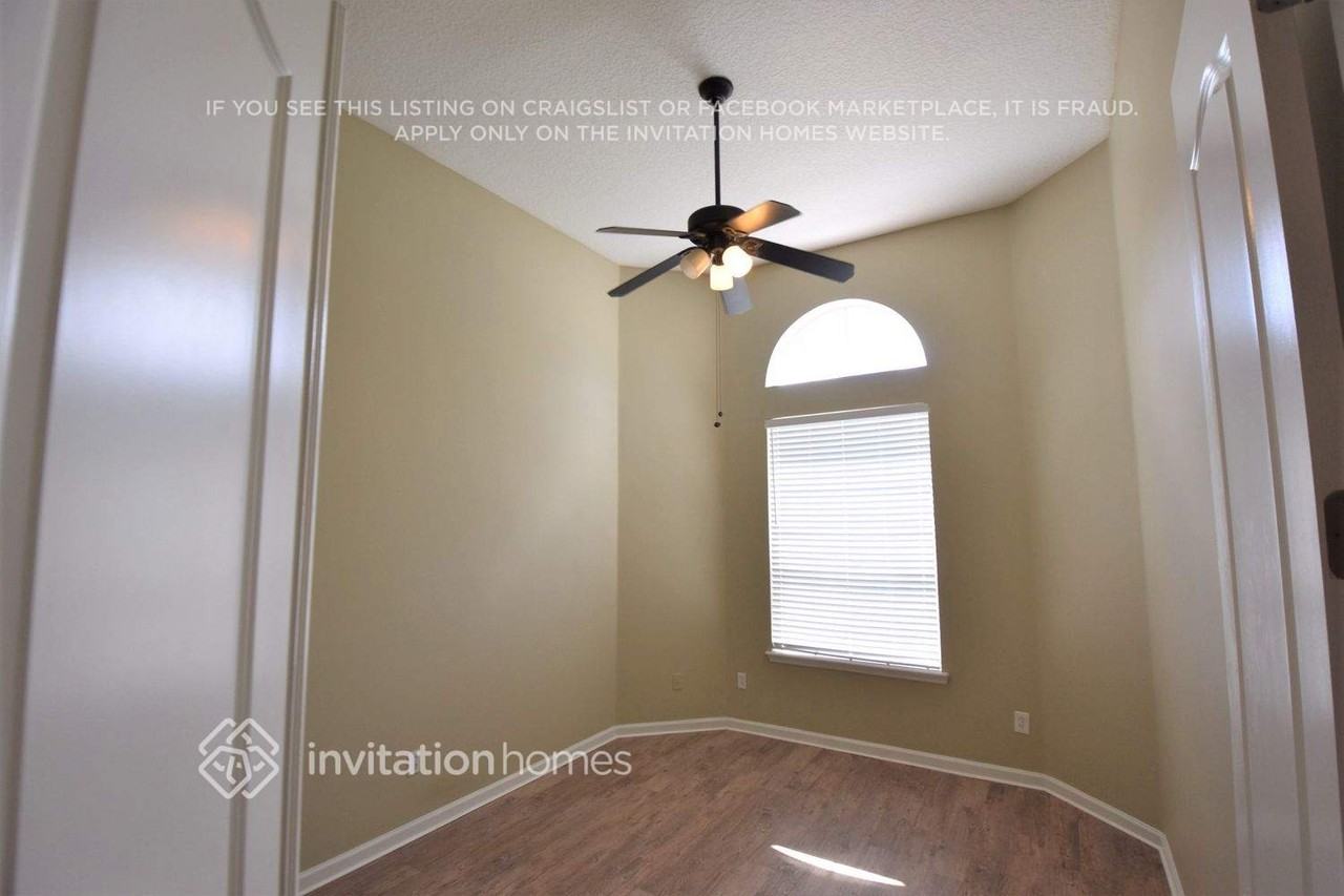 6135 White Tip Rd - Photo 7 of 17