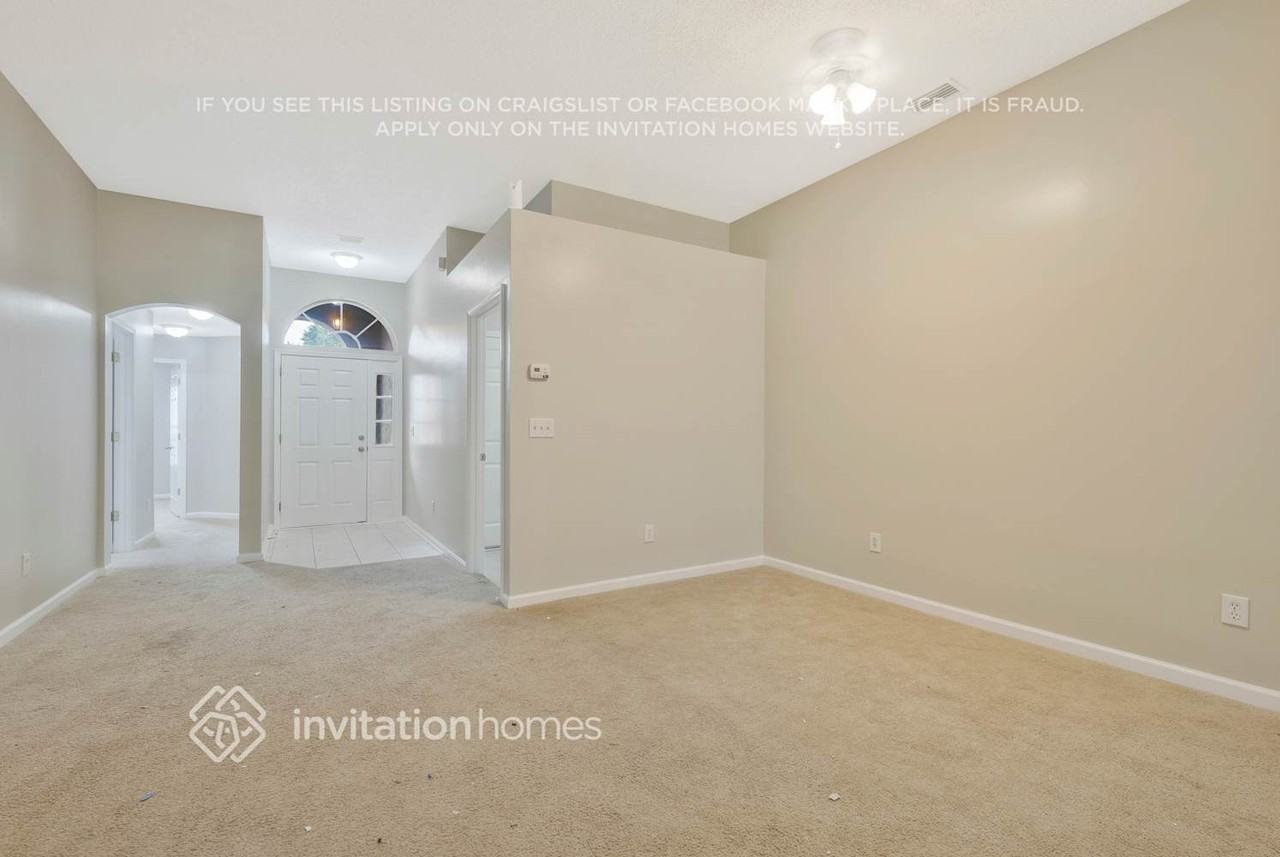 921 Mineral Creek Dr - Photo 4 of 21