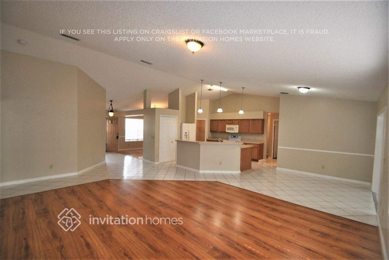 963 Whisperpine Dr - Photo 2 of 12