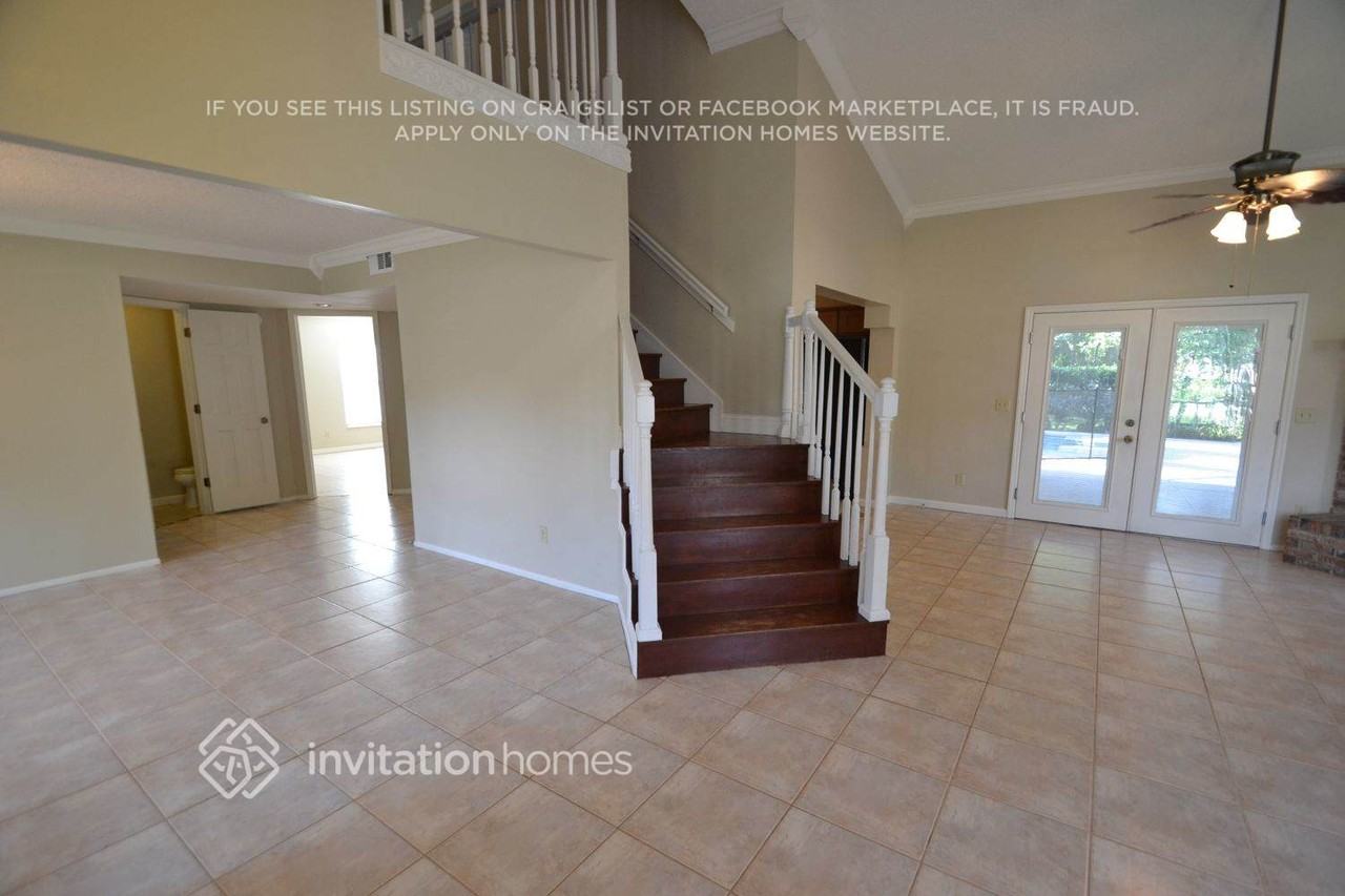 2373 Oxer Ct - Photo 3 of 19