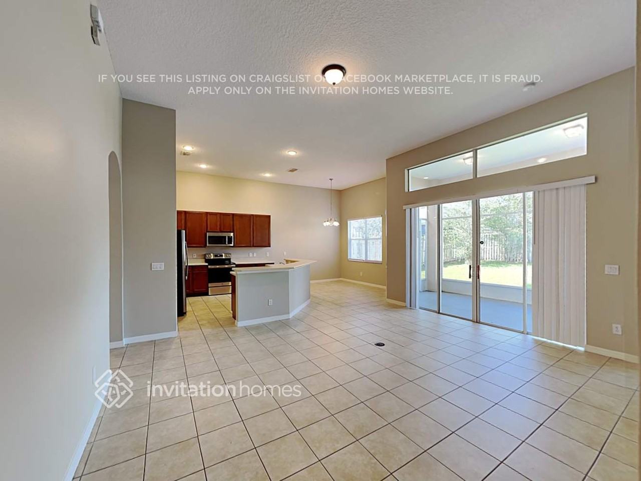 6510 Lake Pembroke Pl - Photo 4 of 20