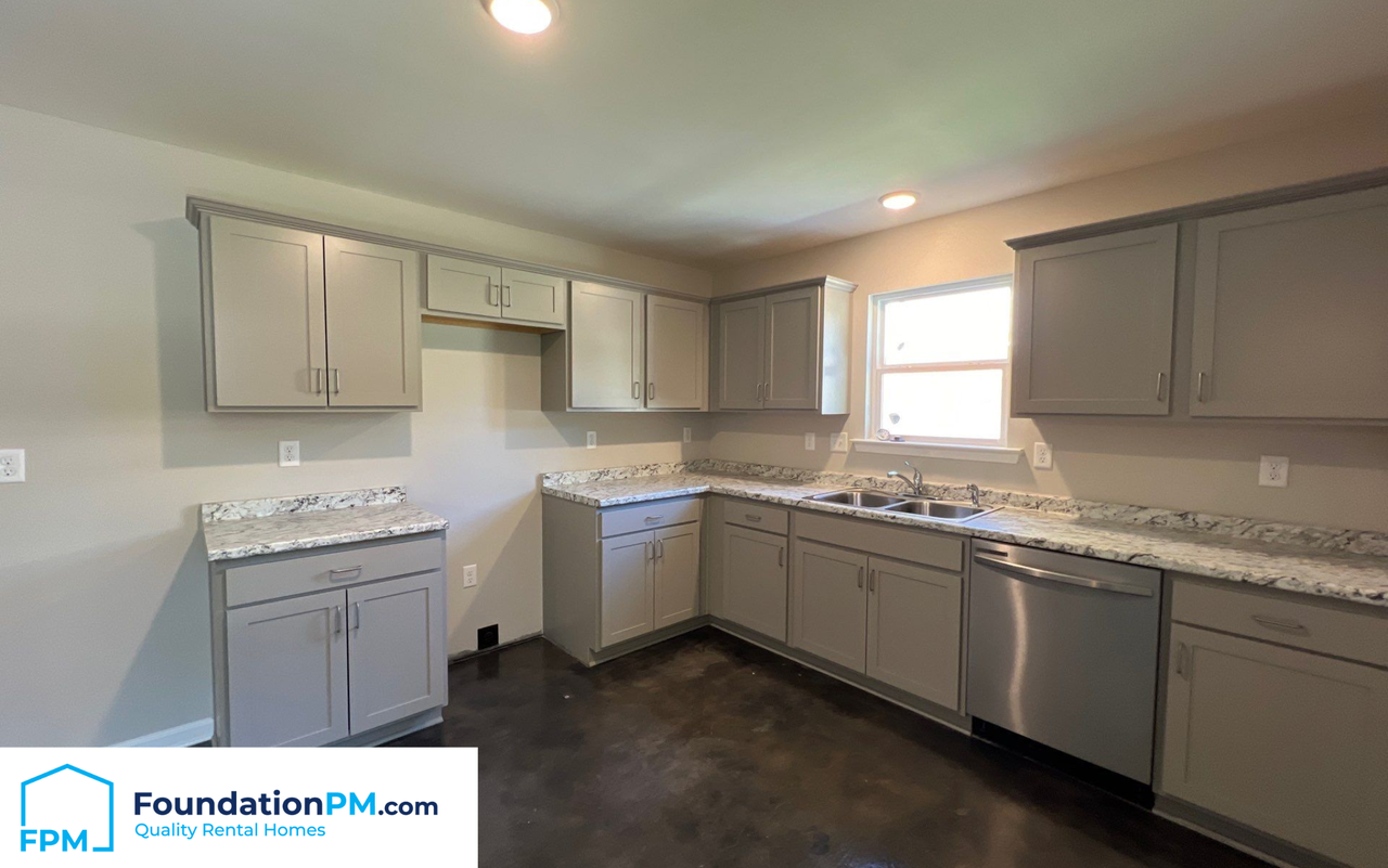 4923 Shayne Cv #1 - Photo 4 of 18