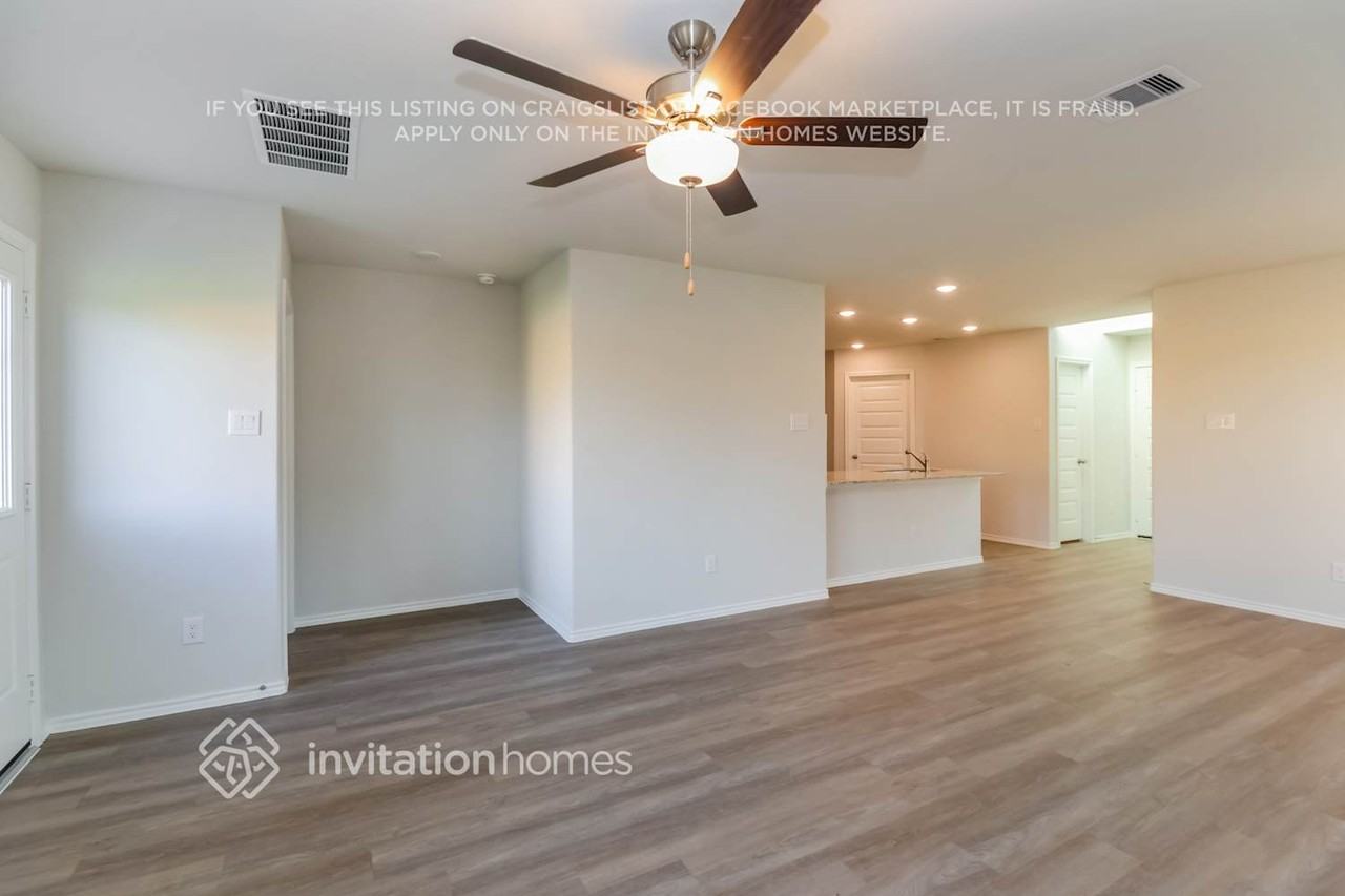 10707 Sunlit St - Photo 5 of 18