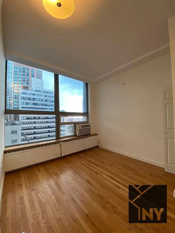 Ann St & Gold St #4E - Photo 5 of 6