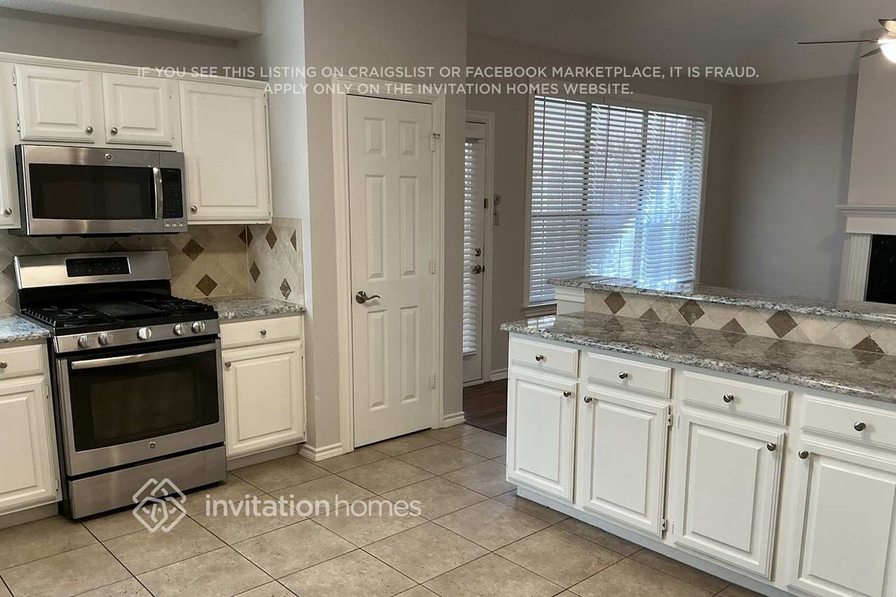 18749 Vista Del Sol - Photo 5 of 18