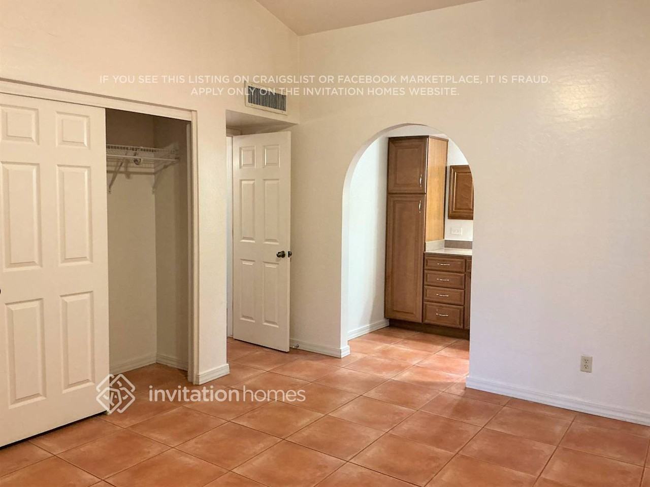 2234 E Florian Ave - Photo 6 of 10