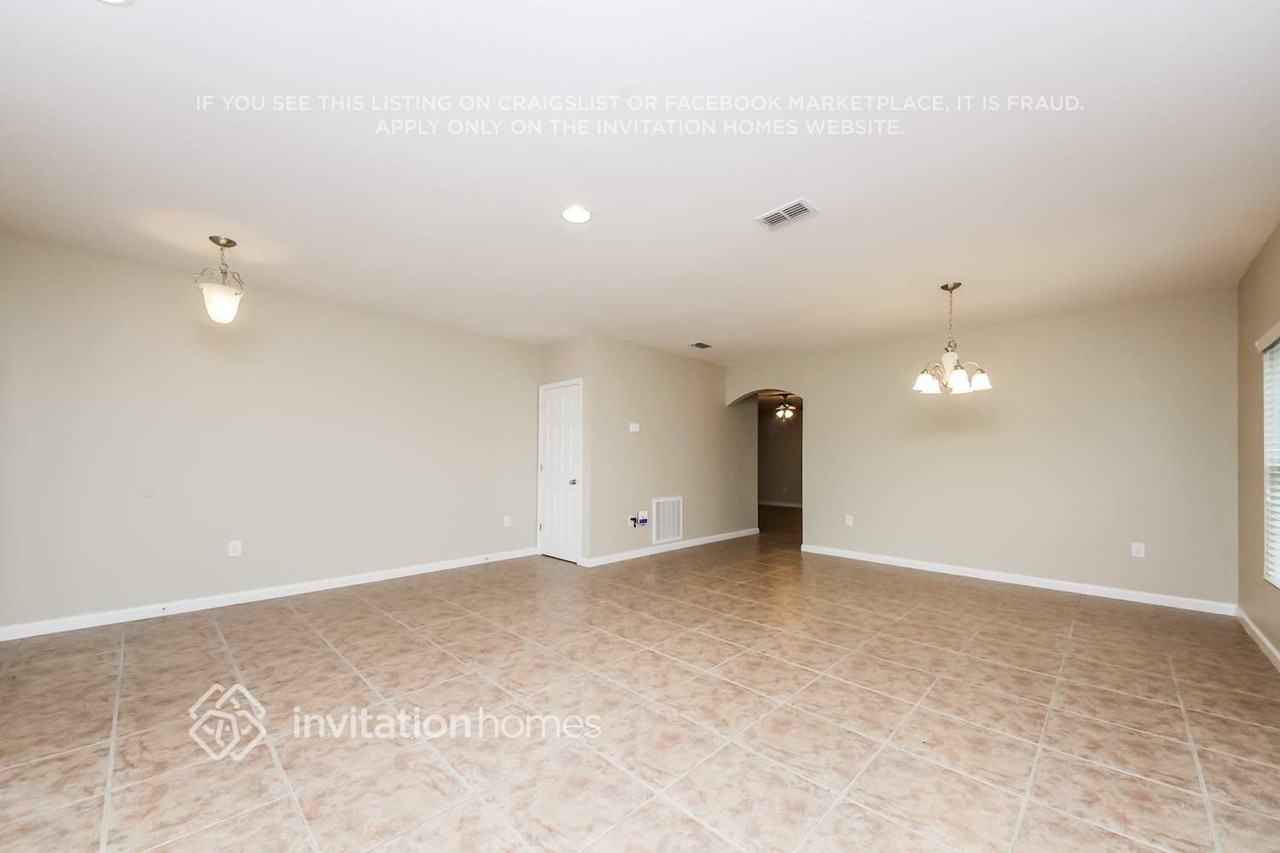 3571 Joslin Way - Photo 4 of 17