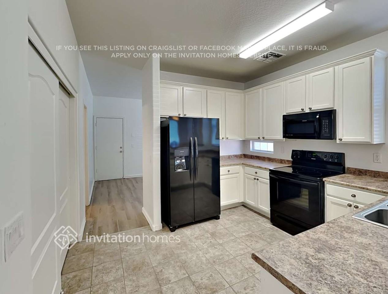 10049 E Impala Ave - Photo 5 of 23