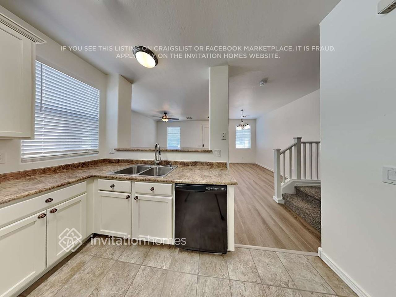 10049 E Impala Ave - Photo 6 of 23