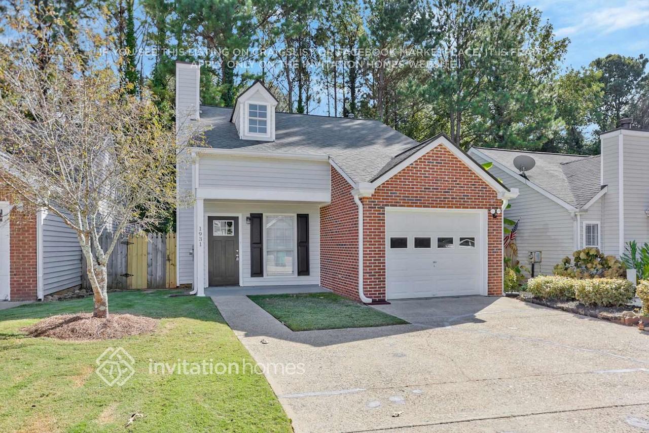 1931 Brittania Cir - Photo 3 of 23