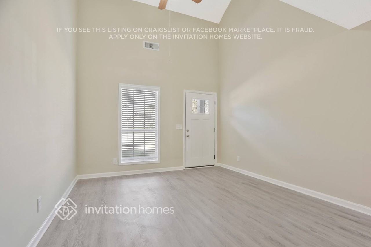 1931 Brittania Cir - Photo 7 of 23