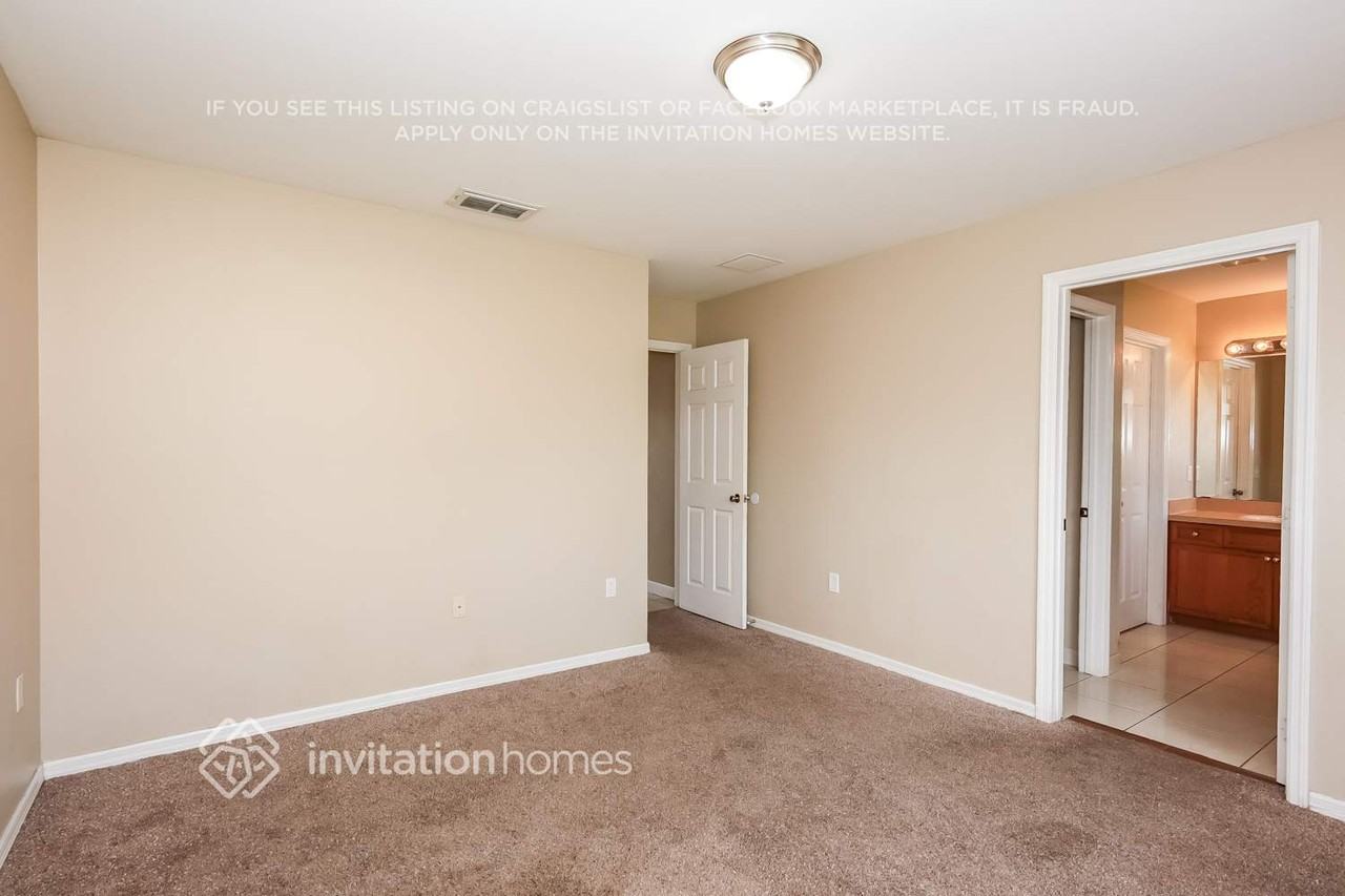 530 Peace Dr - Photo 7 of 17