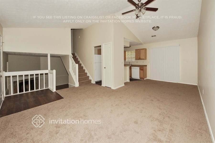 1467 Shenta Oak Dr - Photo 4 of 19