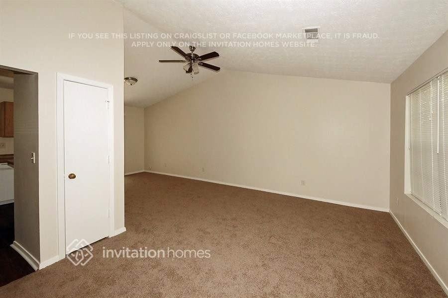 1467 Shenta Oak Dr - Photo 5 of 19