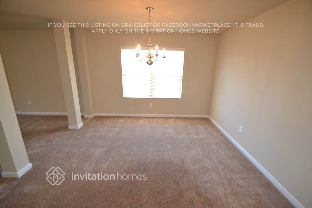 75 Brookline Pkwy - Photo 3 of 11