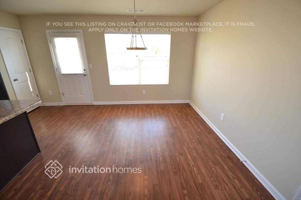 75 Brookline Pkwy - Photo 4 of 11