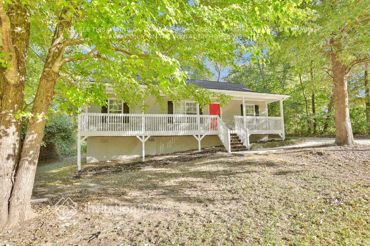 23 Pleasant Way - Photo 3 of 26