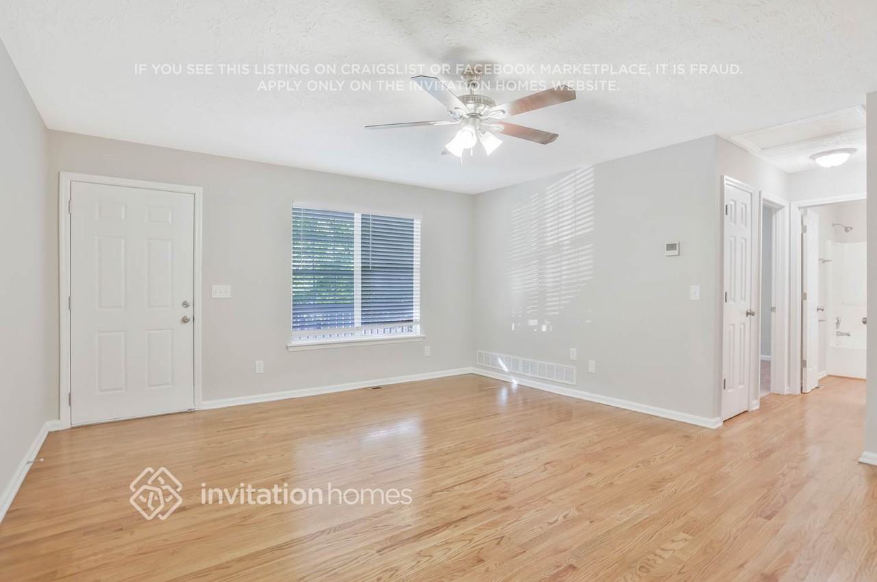 23 Pleasant Way - Photo 7 of 26