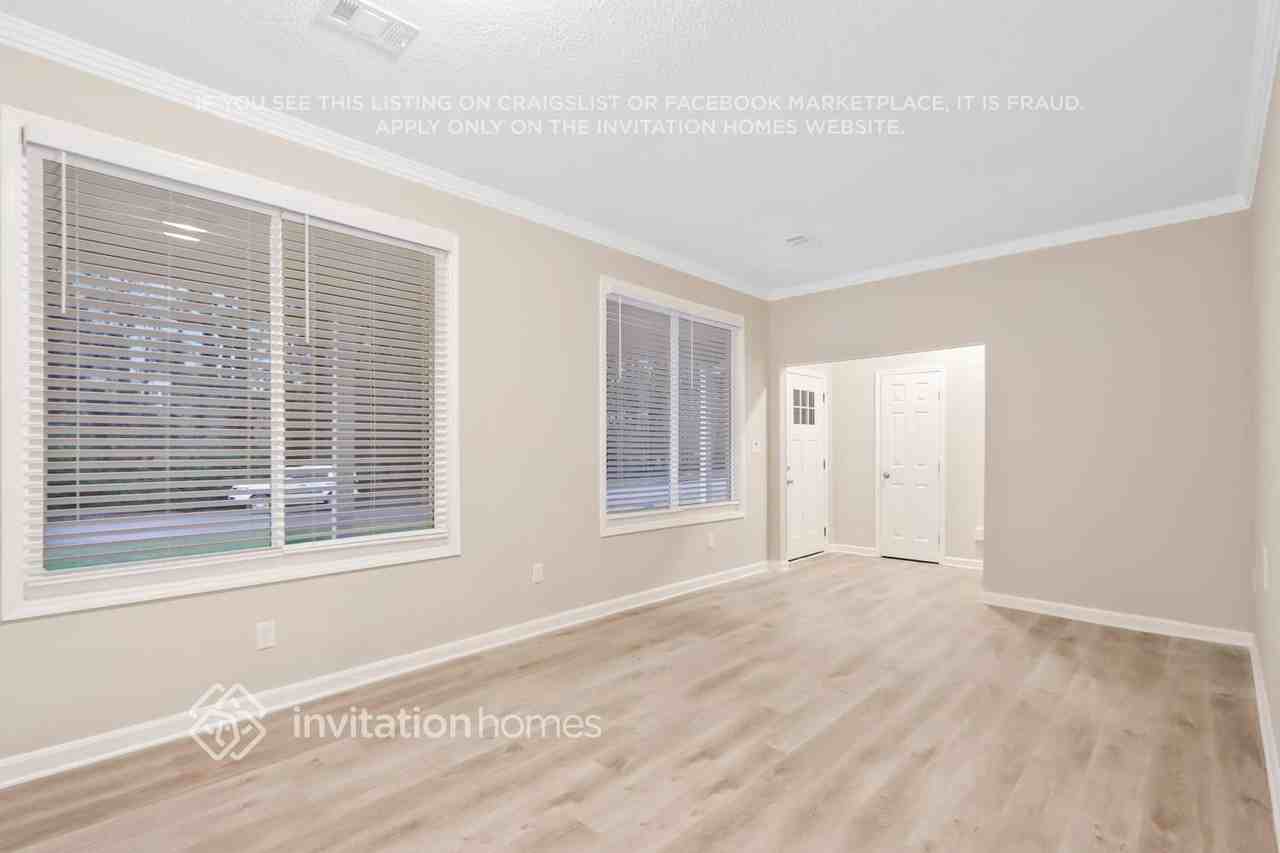 3382 Saxony Way - Photo 6 of 24