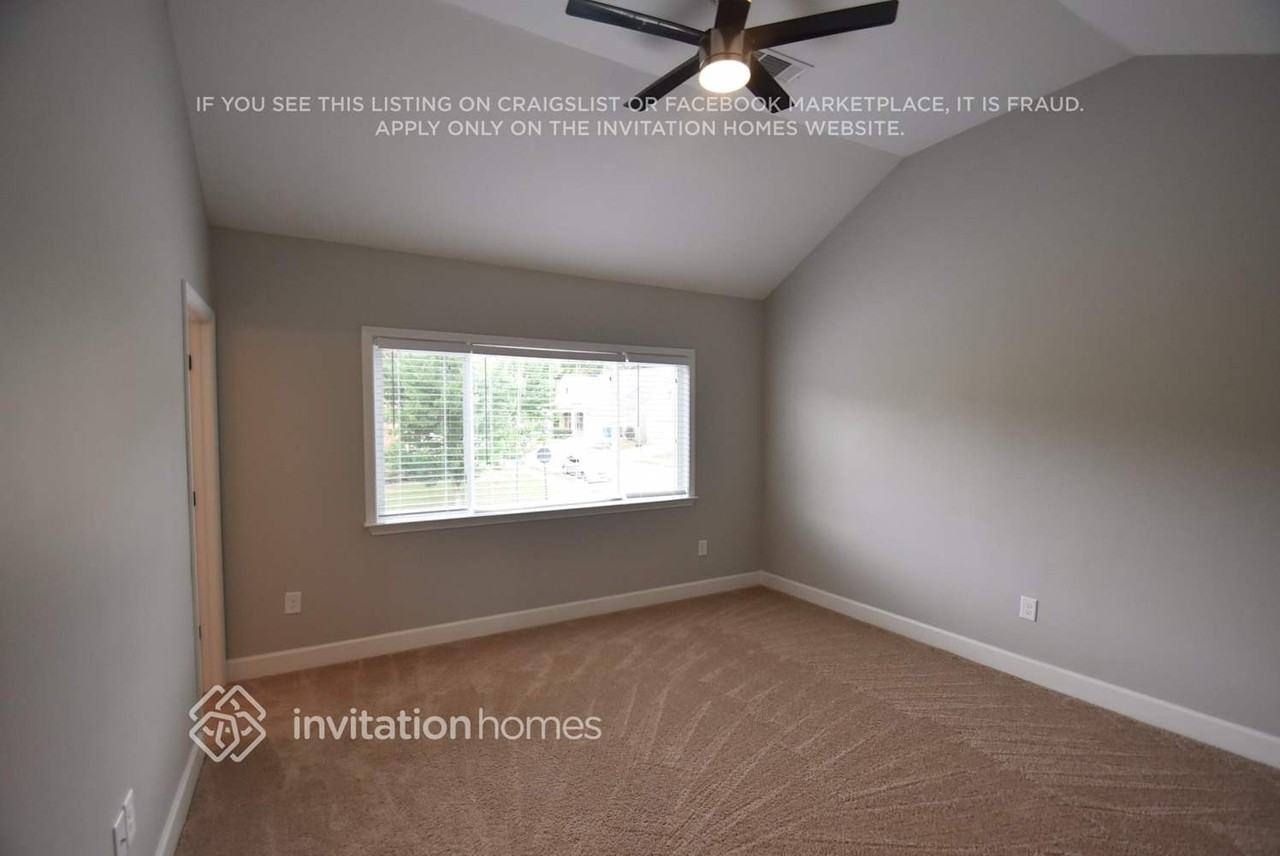 442 Best Friends Turn Aly - Photo 5 of 7