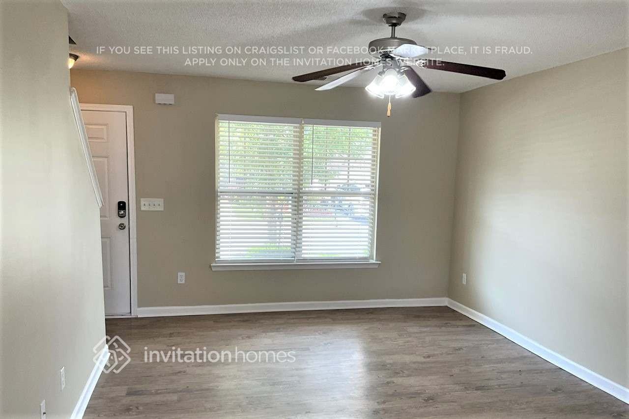 108 Jaclyn Way - Photo 2 of 14