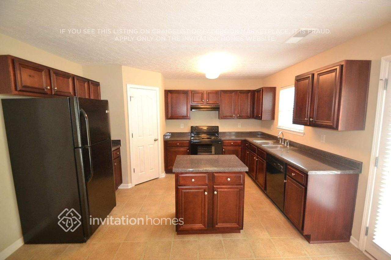 4804 Spinepoint Way - Photo 3 of 12