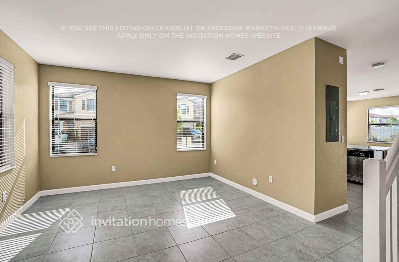 10466 Wway - Photo 5 of 20