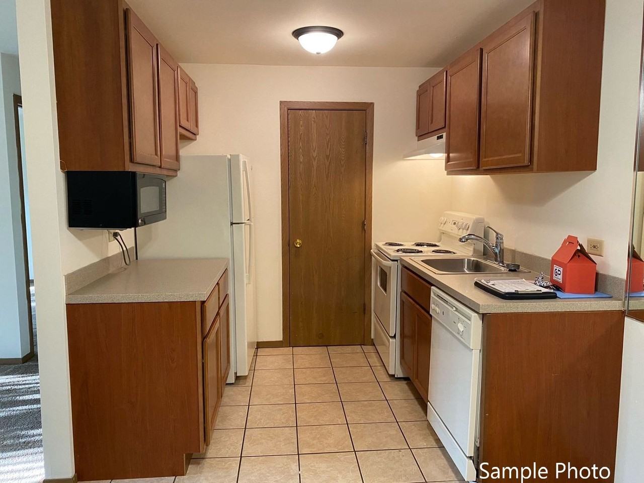 Antioch Manor Apartments - Photo 4 of 39