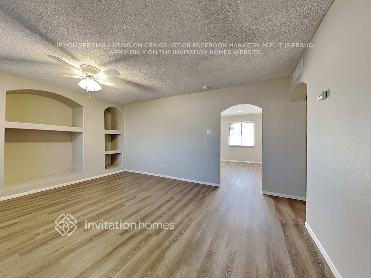 4603 W Luke Ave - Photo 3 of 17